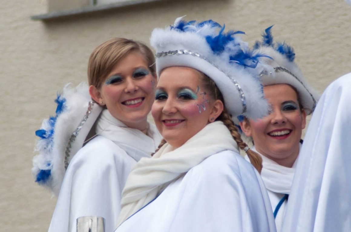Blue-Diamonds-Aichtaler-Fasnetsumzug-10.01.2016-1